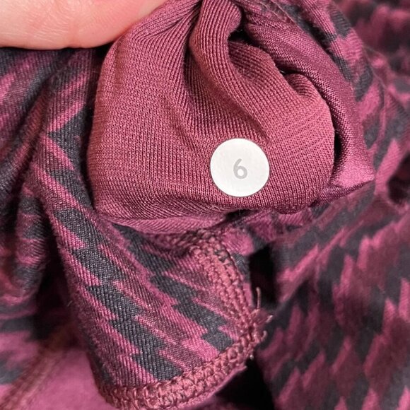 Lululemon Wunder Under High Rise Crop Leggings Burgundy Black Geometric Print 6 - Picture 8 of 11